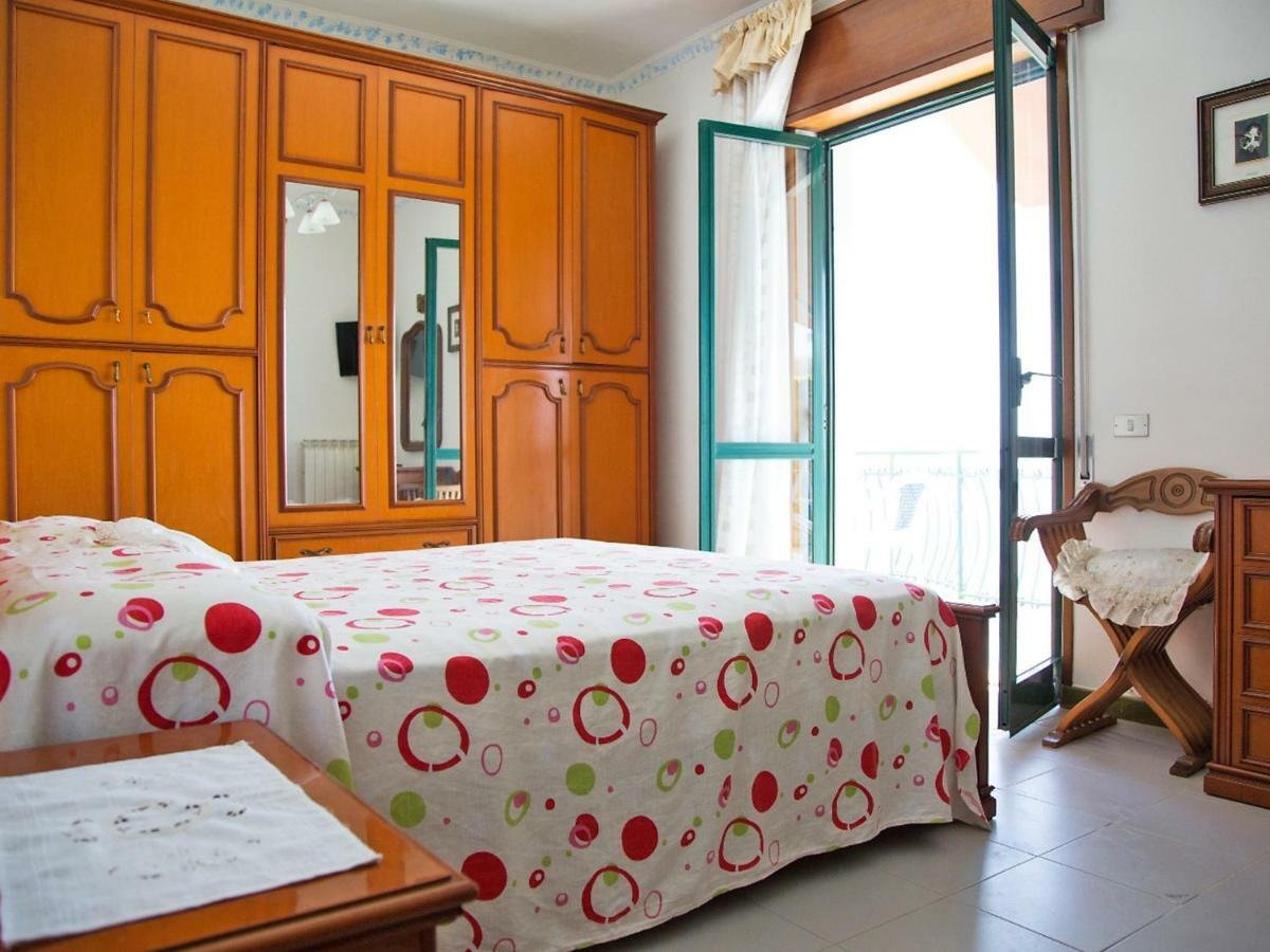 Apartment Sunrise-1 By Interhome Conca dei Marini Bagian luar foto