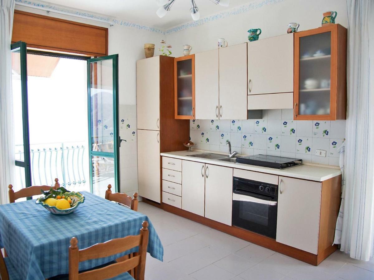 Apartment Sunrise-1 By Interhome Conca dei Marini Bagian luar foto